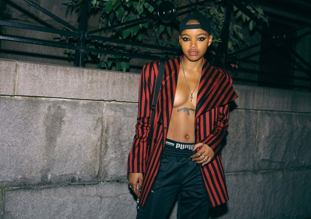 Nào chỉ hội tụ nhiều BST đẹp mĩ mãn, New York Fashion Week 2017 còn có vô vàn street style siêu chất - Ảnh 11.