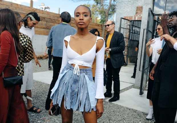 Nào chỉ hội tụ nhiều BST đẹp mĩ mãn, New York Fashion Week 2017 còn có vô vàn street style siêu chất - Ảnh 13.